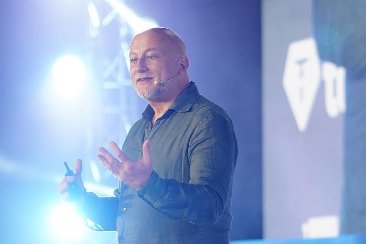 Jean-François Rochet, Executive Vice President, Consumer Services ของ Ledger