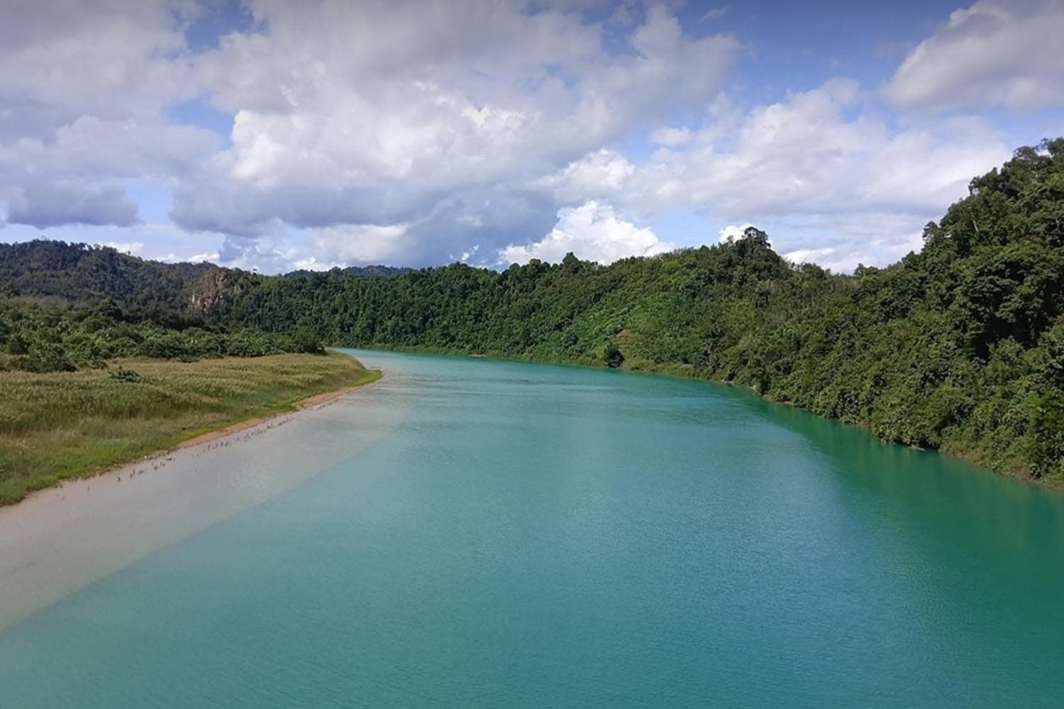 กระทบสิ่งแวดล้อม? มาเลเซียสั่ง ‘ระงับ’ ขุดแร่แรร์เอิร์ธ-เหมืองดีบุก หลังตรวจพบแม่น้ำเปลี่ยนสี