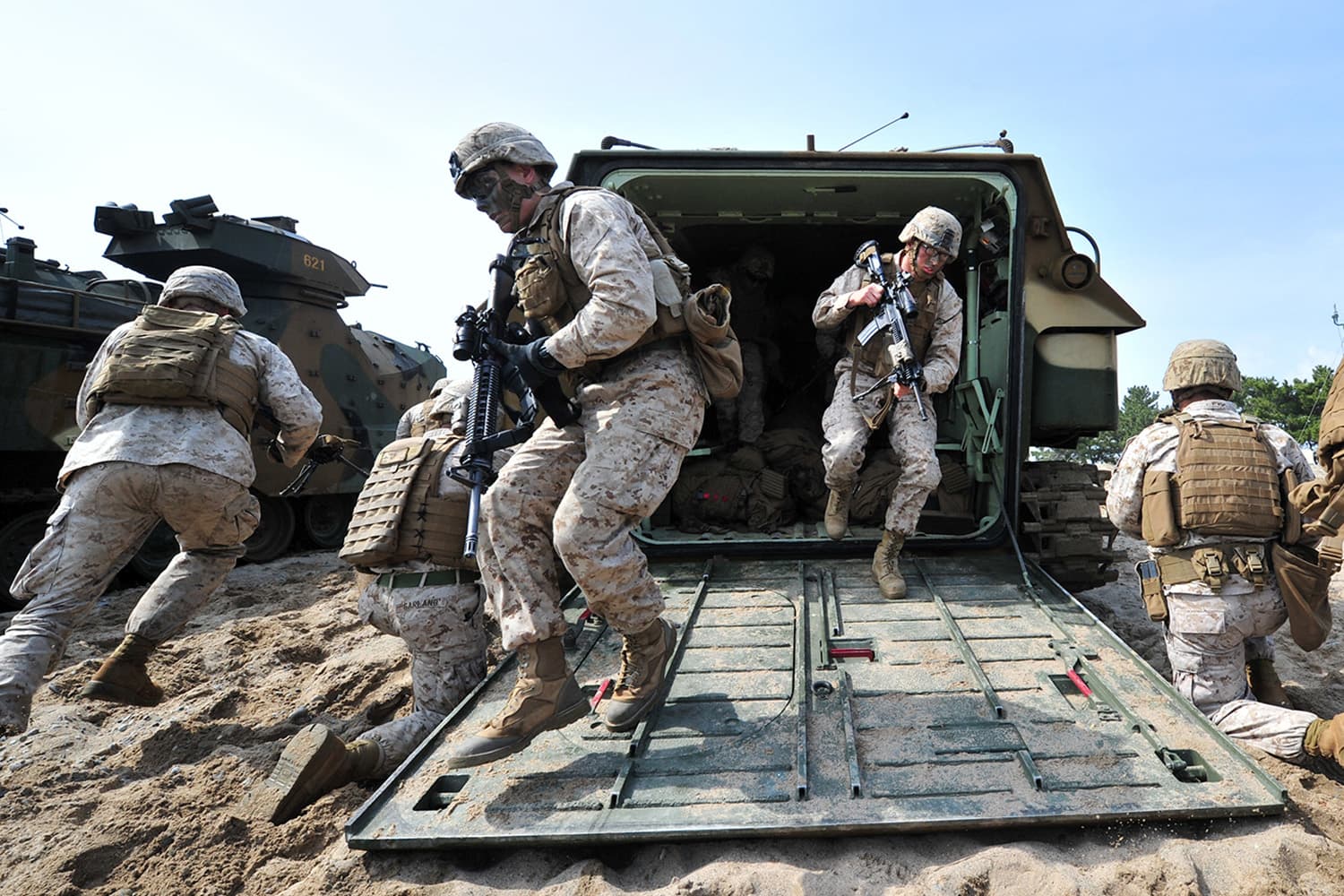 ชี้การส่งหน่วยนาวิกโยธินสหรัฐฯ ไปตะวันออกกลางเท่ากับเปิดฉากใหม่ในสงครามอิหร่าน