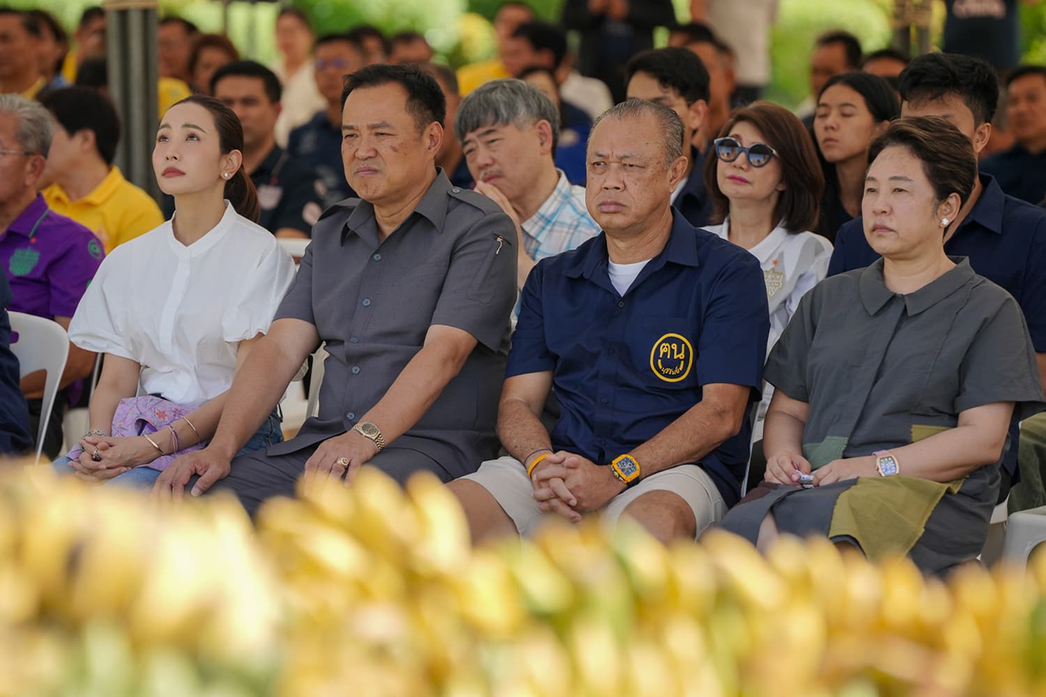 ‘ภท.’ ปัดคุย ‘พท.’ วันนี้ ยัน ‘เนวิน’ ซ้อมบอลที่บุรีรัมย์