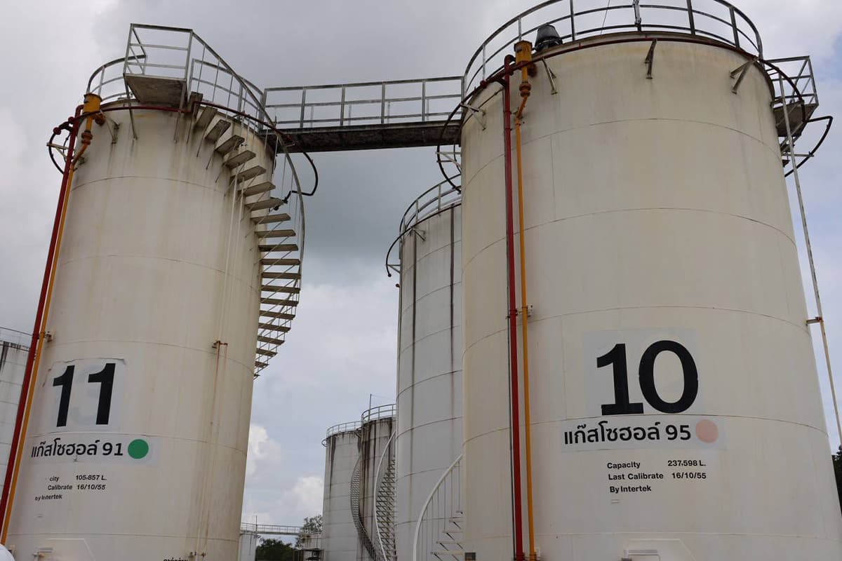offo-oil-depot-chumphon-pt-irpc-strategy-energy-southern-region-SPACEBAR-Photo01.jpg