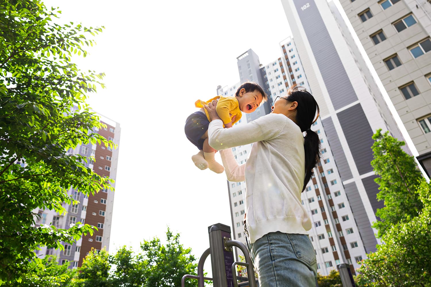 เจ้าหน้าที่เกาหลีใต้ถูกไล่ออกจากพรรค! โดนกระแสถล่มหลังเสนอรัฐ ‘นำเข้าหญิงต่างชาติ’ แก้ปัญหาเกิดต่ำ