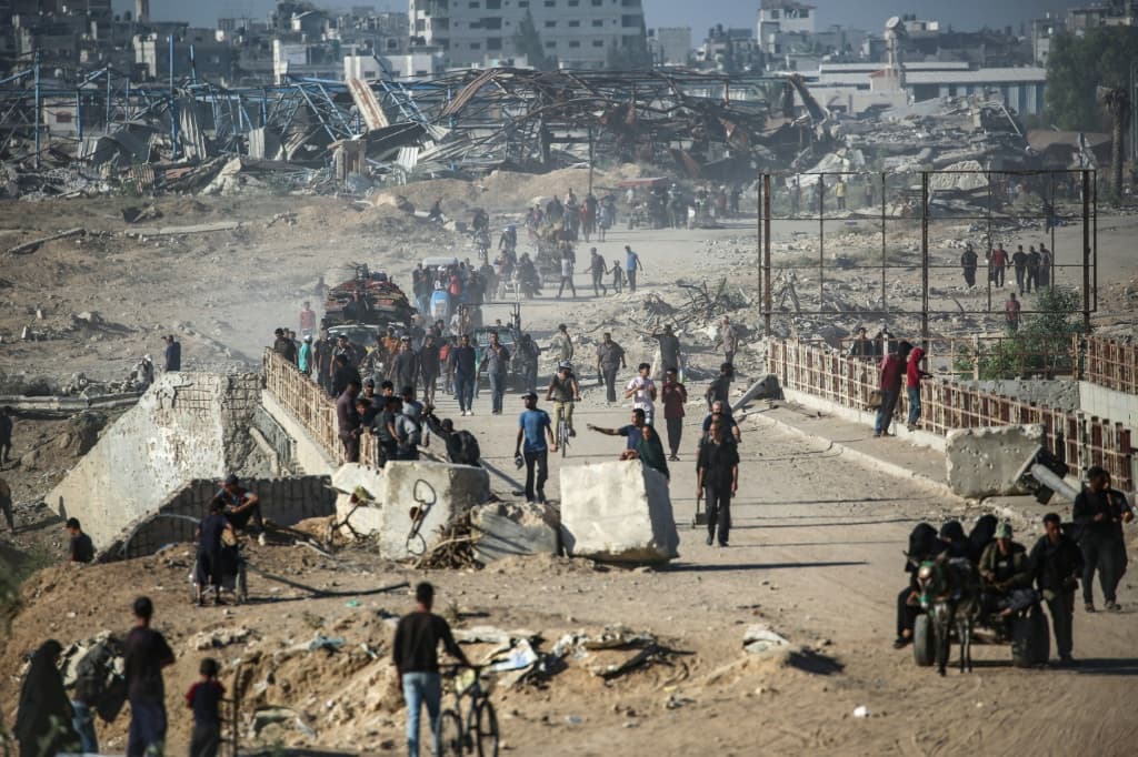 ชาวปาเลสไตน์จำนวนมากรู้สึกตกใจกับการทำลายล้างที่พักอาศัยของพวกเขา