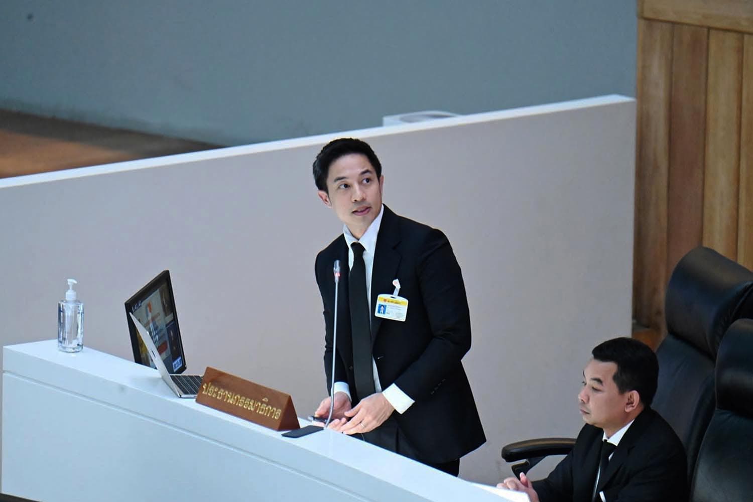 หวังหาทางออก! ‘กมธ. สว.’ ขอคุยศาล รธน.ปม ‘คูหาเลือก สสร.’