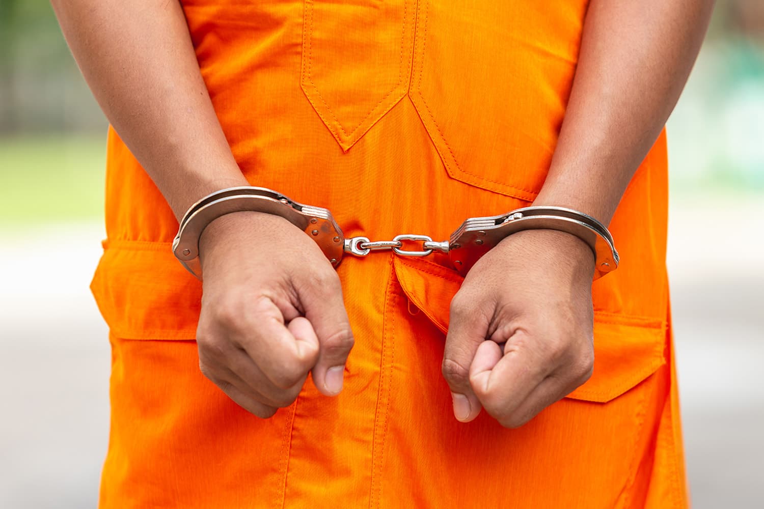 ศรีลังกาจับพระ 22 รูป ลอบขนกัญชา 110 กก.ซ่อนในกระเป๋าเดินทาง หลังเดินทางกลับจากไทย