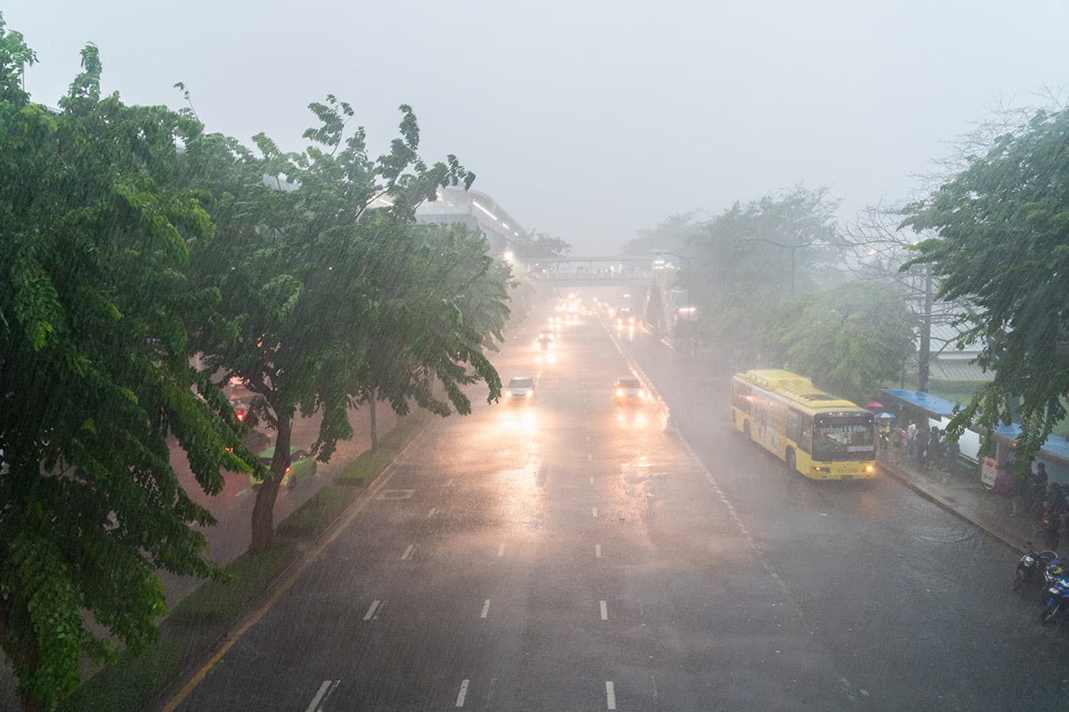 เตือนพายุฤดูร้อนระลอกใหม่ถล่มไทย 3–6 มี.ค.69 อีสานเจอก่อน กทม.เตรียมรับแรงปะทะ