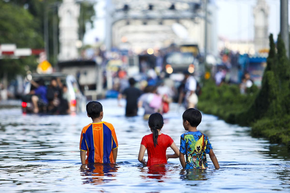 sustainability-bangkok-and-hochiminh-face-severe-flood-risk-from-global-warming-SPACEBAR-Photo01.jpg