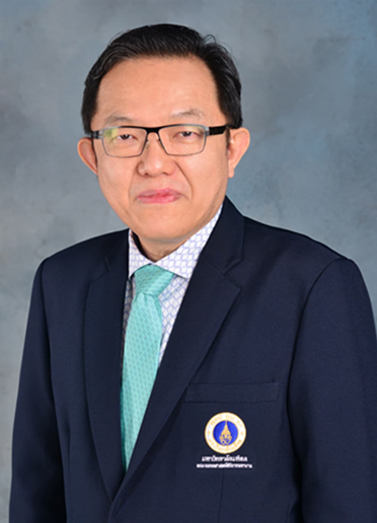 รศ.นพ.เชิดชัย นพมณีจำรัสเลิศ จากคณะแพทยศาสตร์ศิริราชพยาบาล คณะแพทยศาสตร์ศิริราชพยาบาล