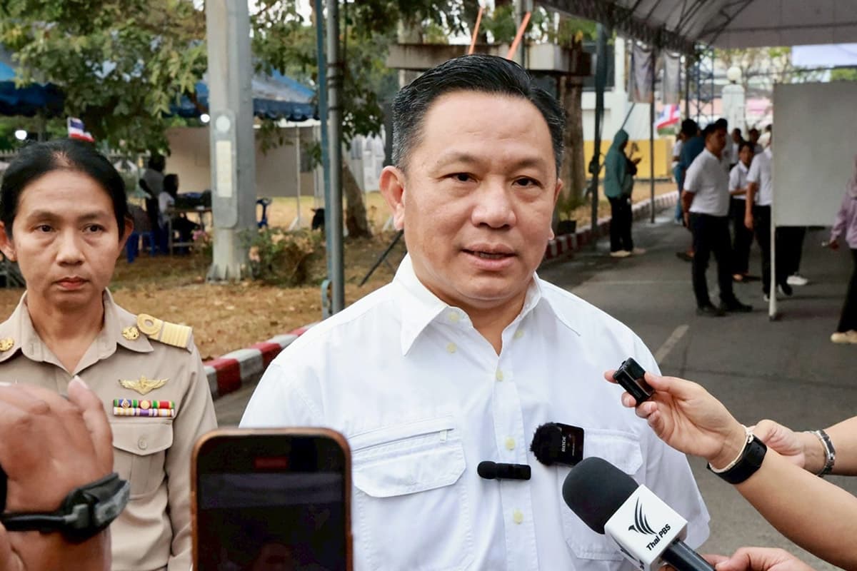 นายนิรัตน์ พงษ์สิทธิถาวร ผู้ว่าราชการจังหวัดภูเก็ต