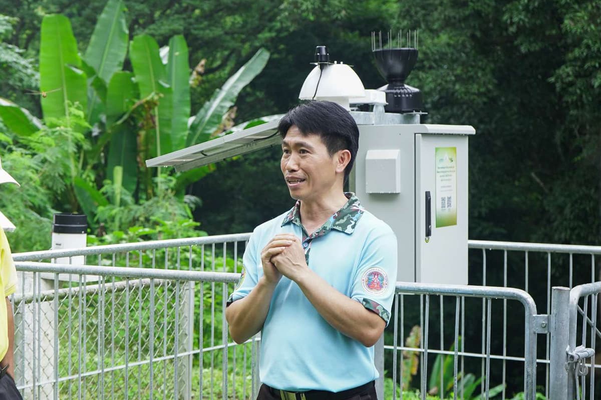 คุณมานพ แก้วฟู  นักวิชาการป่าไม้ชำนาญการ หัวหน้าสถานีวิจัยต้นน้ำดอยเชียงดาว จ.เชียงใหม่