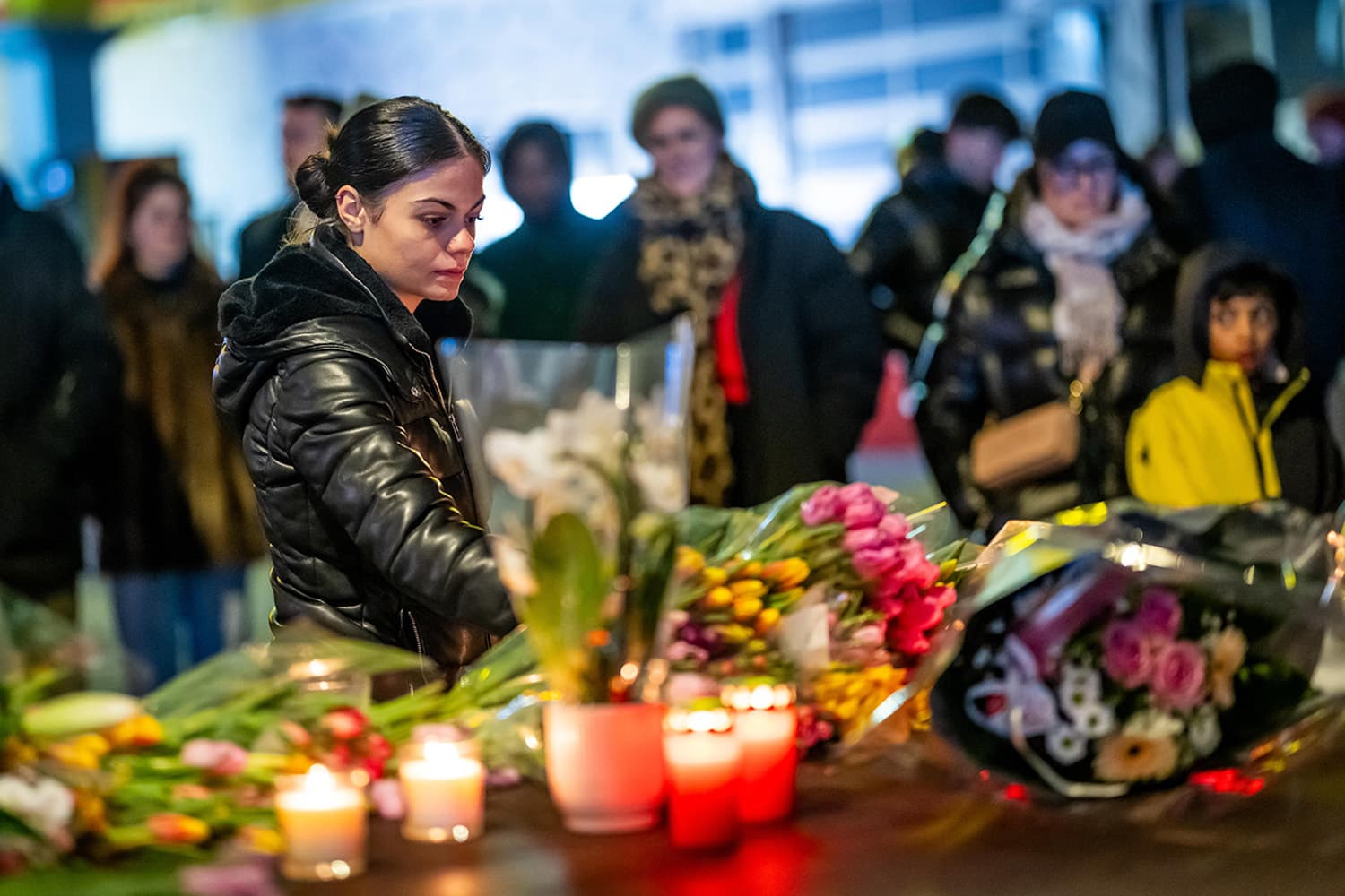 ตำรวจเร่งสอบสวนเหตุเพลิงไหม้บาร์ในสกีรีสอร์ตสวิตเซอร์แลนด์ ดับแล้ว 40 เจ็บกว่า 100 ราย