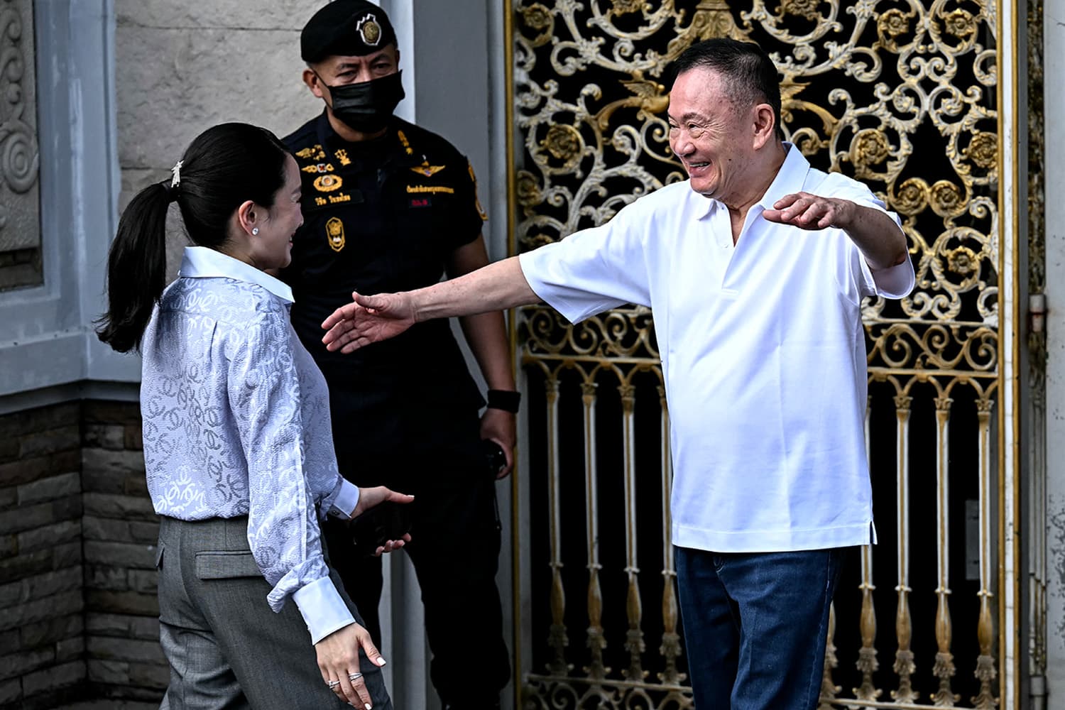 สื่อนอกตั้งคำถาม ‘25 ปีการเมืองไทยกับยุคทักษิณ ใกล้จะถึงจุดจบแล้วหรือยัง?’