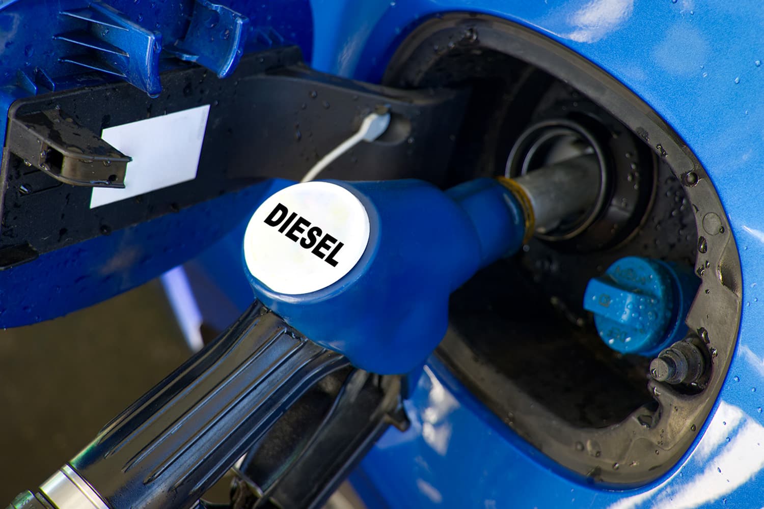 ไทยยึดน้ำมันดีเซล 100,000 ลิตรของบริษัทมาเลเซียที่สงขลา