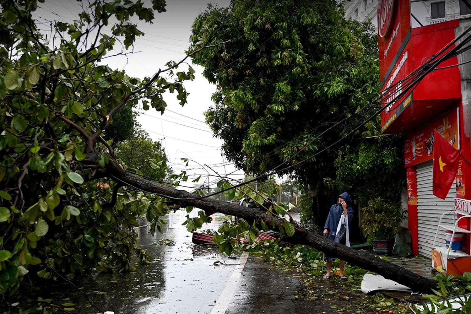 คาจิกิทิ้งความเสียหาย เวียดนามดับ 3 บ้านเรือนเสียหายเกือบ 7,000 หลัง