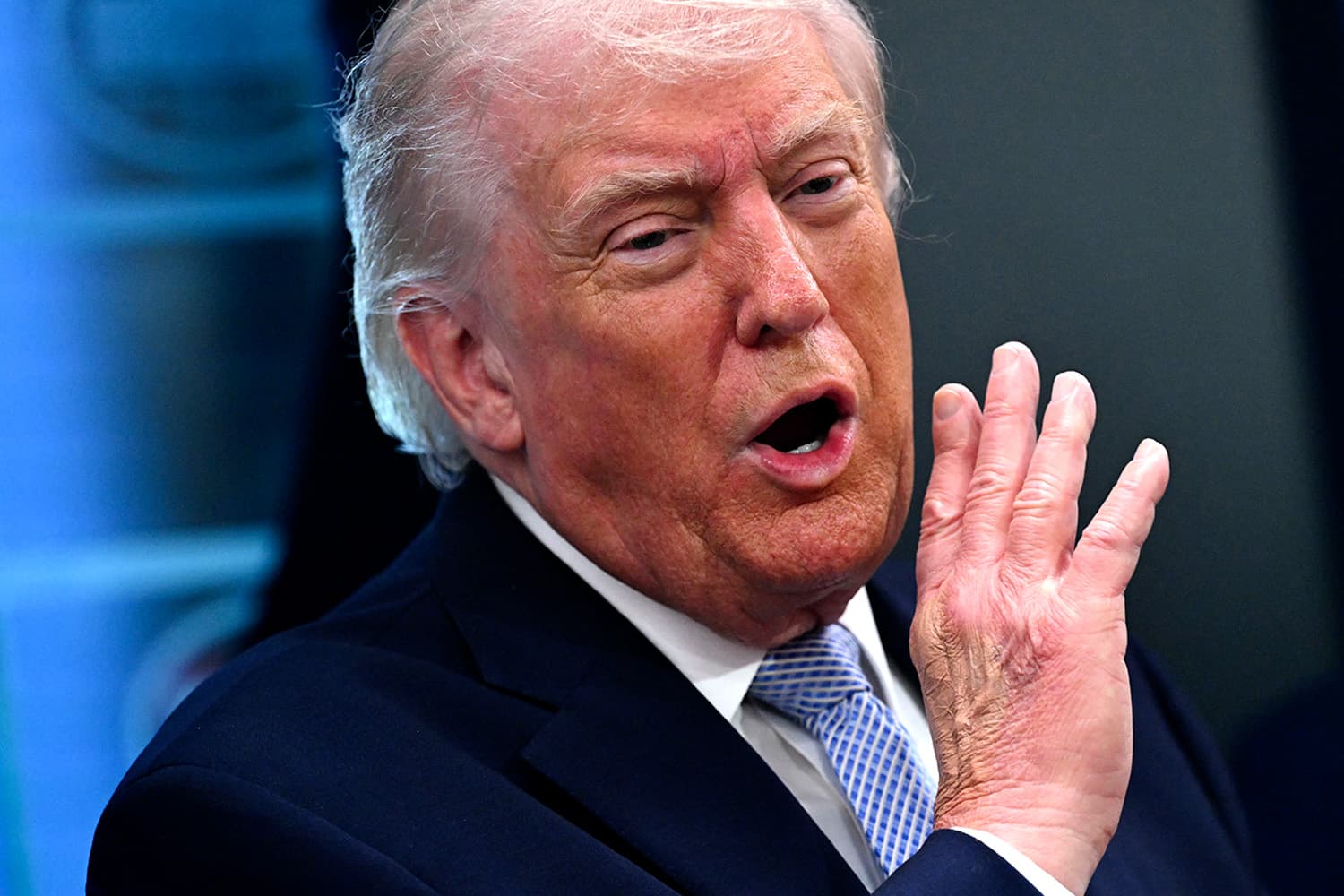 ทรัมป์ไม่พอใจ! ตำหนินาโตอีกครั้ง “ไม่อยู่เคียงข้างในยามที่สหรัฐฯ ต้องการ” ขู่อาจถอนตัวออกจากนาโต