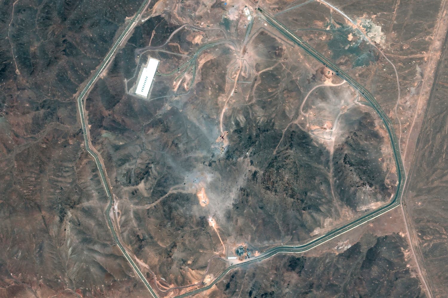 ข่าวกรองสหรัฐฯ ประเมินขีปนาวุธอิหร่านยังเหลืออีกเยอะ แม้ถูกโจมตีตลอด 1 เดือนที่ผ่านมา