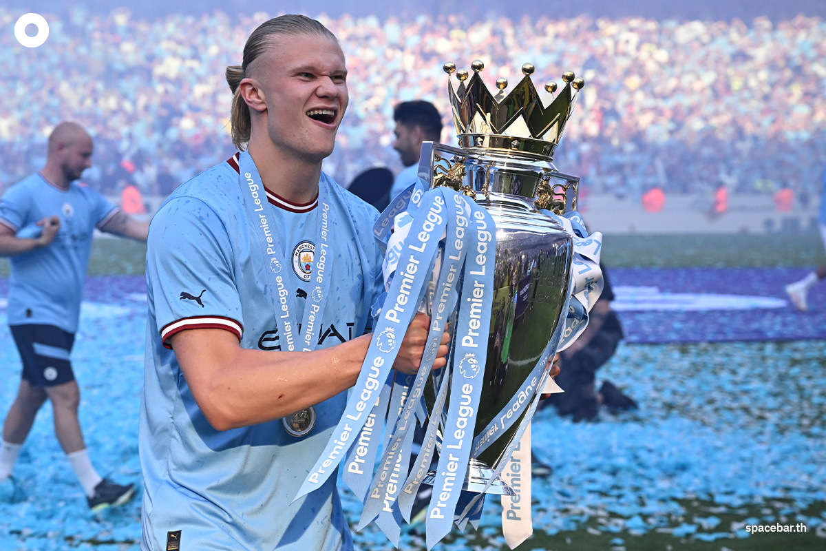 Photo_story_Manchester_City_Premier_League_Champion_celebration_SPACEBAR_Photo08_37a1f4a4bc.jpeg