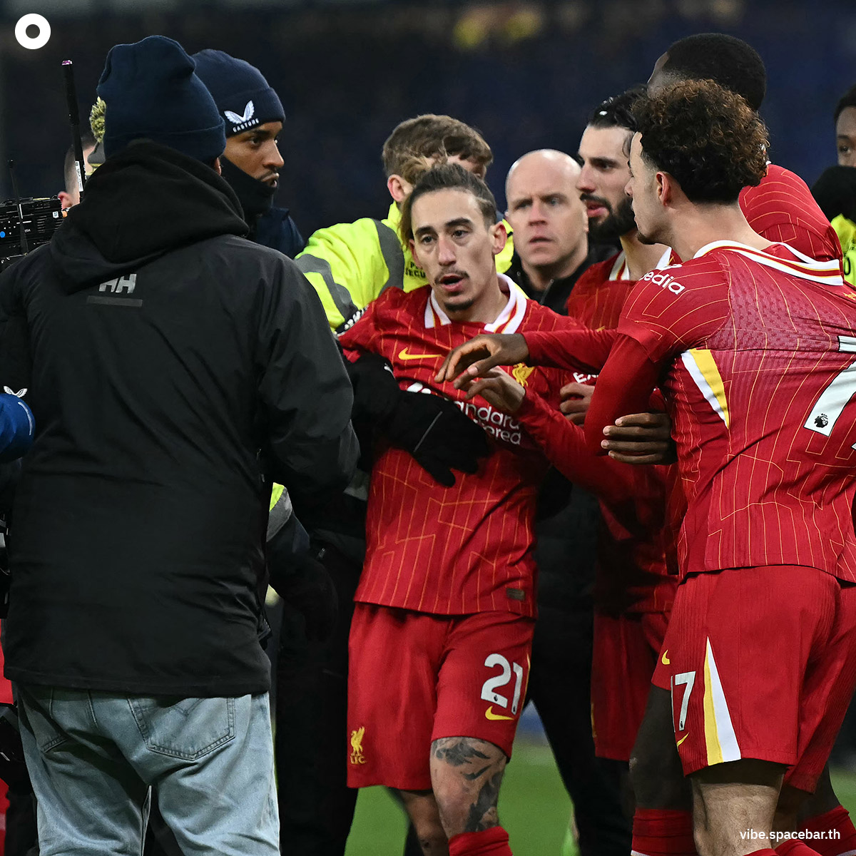 Photo_story_Merseyside_Derby_3_SPACEBAR_Photo_SQ_04_f11b35680b.jpg