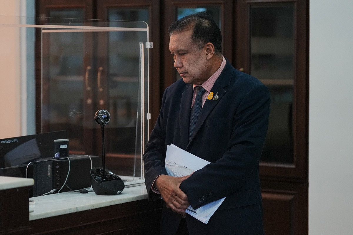 Santhiya_submits_additional_documents_to_NACC_to_investigate_case_of_Pirapan_SPACEBAR_Photo01_84e5da919a.jpg