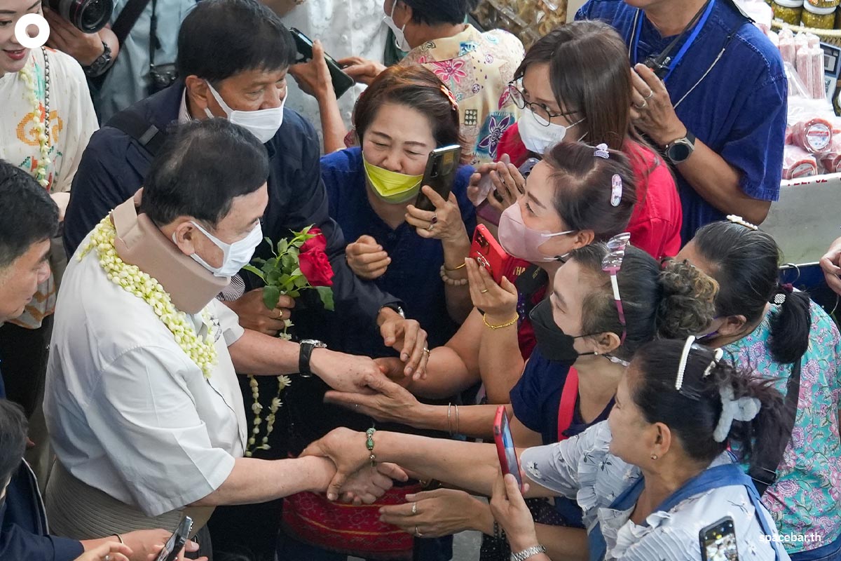chiang_mai_thaksin_shinawatra_History_SPACEBAR_Photo01_da4939841e.jpg