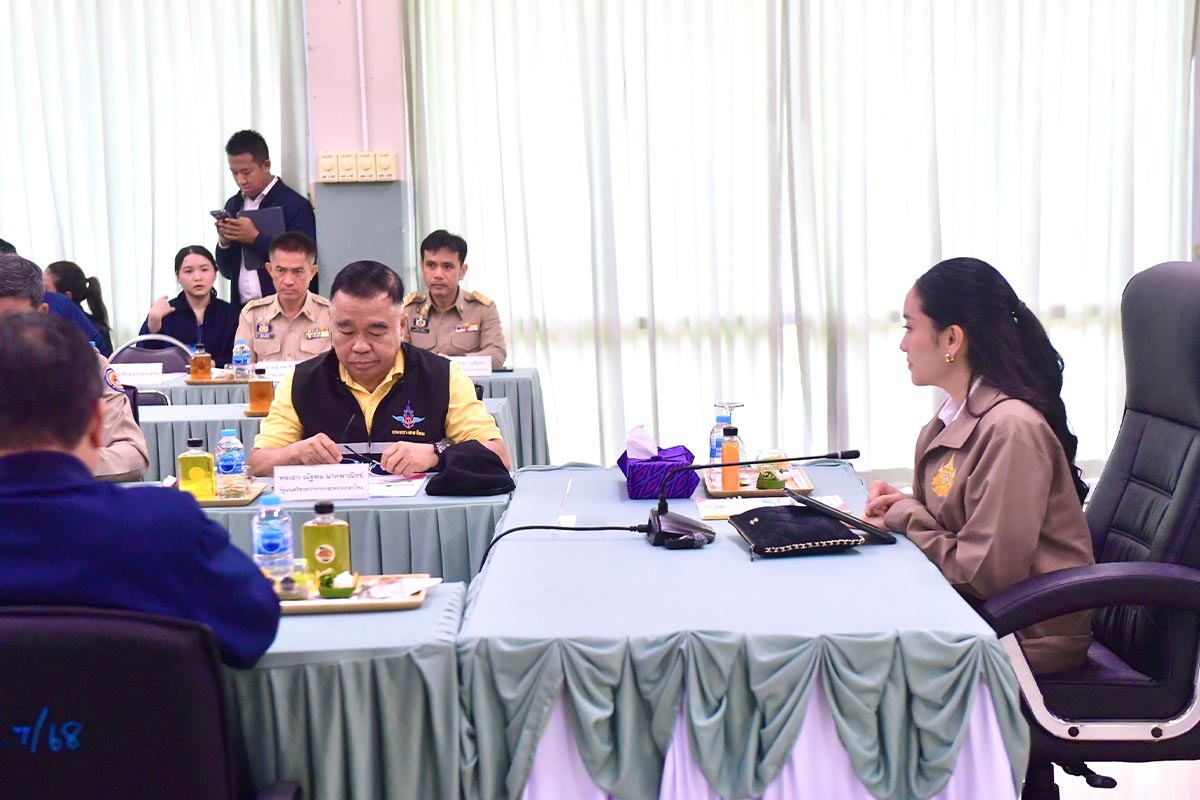 PhotoStory-‘แพทองธาร’ นำประชุมหารือผลกระทบจากมาตรการจำกัดการเข้า-ออก จุดผ่านแดนไทย-กัมพูชา